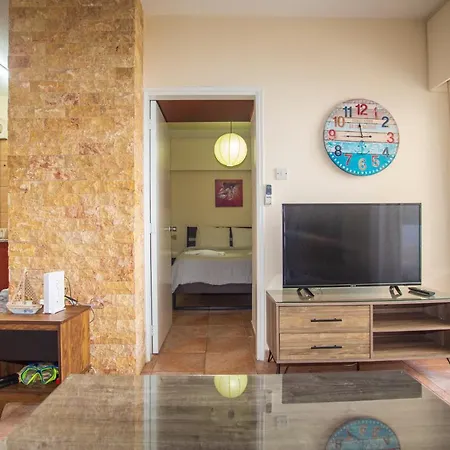 Central, By Sea, Seaview, Renovated 1 Bedroom Flat Larnaca