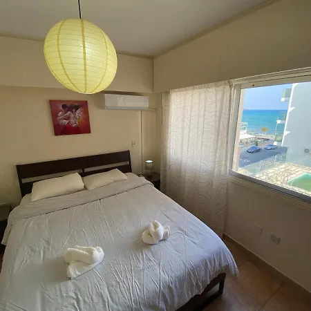 Central, By Sea, Seaview, Renovated 1 Bedroom Flat *
