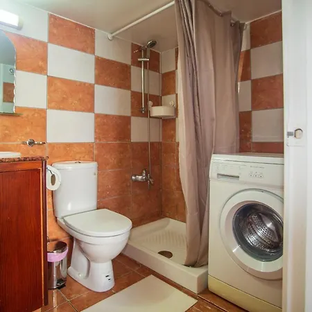 Central, By Sea, Seaview, Renovated 1 Bedroom Flat *