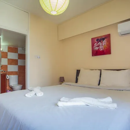 Central, By Sea, Seaview, Renovated 1 Bedroom Flat Apartment Larnaca