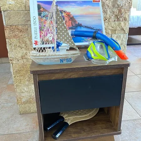 Central, By Sea, Seaview, Renovated 1 Bedroom Flat Apartment Larnaca